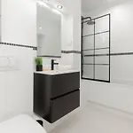 Apartman Moniuszki One-bedroom By Renters *