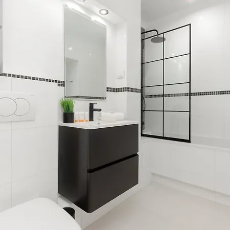 Appartement Moniuszki One-bedroom By Renters *